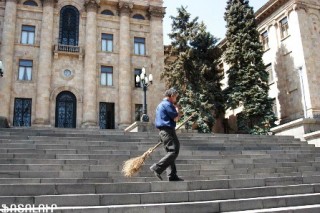 «Մարդ կուսակցությունների» վերջը «Մարդ կուսակցությունների» վերջը