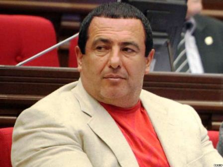 &laquo;Համբերեք. բոլորդ էլ կլսեք, բոլորդ էլ կտպագրեք&raquo;. Գագիկ Ծառուկյան