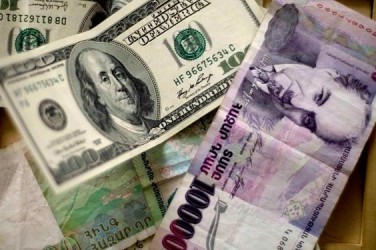 Դոլարի բորսայական փոխարժեքը նվազել է շուրջ 1 դրամով