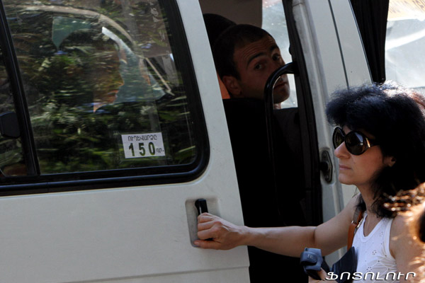 «Գծատերերը» պահանջում են 200 դրամ ուղեվարձ, որից 50-ը պետք է վճարի կառավարությունը