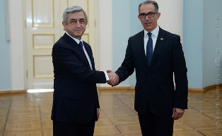 Սերժ Սարգսյանին հավատարմագրերն է հանձնել Հայաստանում Ուրուգվայի նորանշանակ արտակարգ և լիազոր դեսպանը