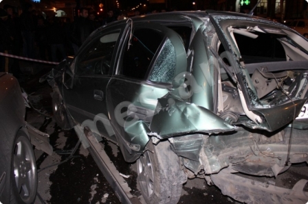 Խոշոր ու շղթայական ավտովթար՝ Երևանի &laquo;բանկի կռուգում&raquo;. կան վիրավորներ