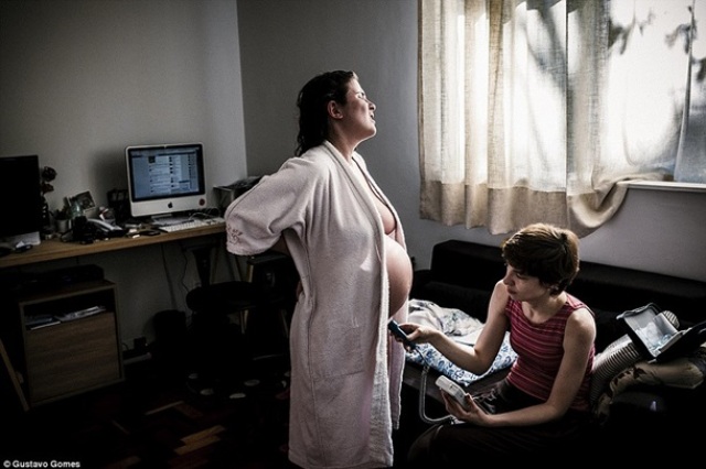 Լուսանկարիչը երկունքի ցավերի ժամանակ լուսանկարել է իր ընկերուհուն