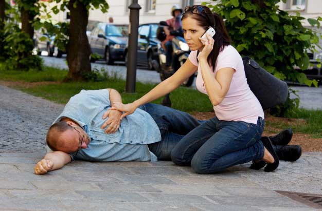 Ինչպես օգնել կաթվածի ժամանակ. չինական ժողովրդական բժշկության խորհուրդներ