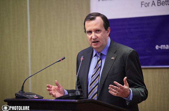 Ինչ ուղերձով է Ռիչարդ Միլսը ուղևորվել Հայաստան