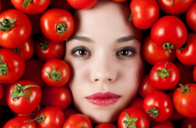 Լոլիկից դիմակ