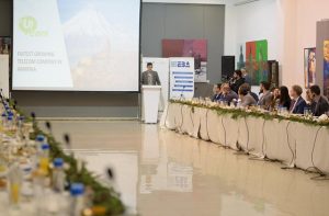 Аккредитованные в Армении послы, руководители группы компаний Galaxy и Ucom выступили на крупнейшем мероприятии Европейской Бизнес-Ассоциации